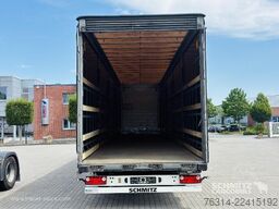 Schmitz Cargobull Curtainsider Mega Getränke