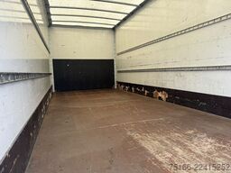 MERCEDES-BENZ ATEGO 816 Koffer 6,10 m LBW 1 to. *3 Sitze