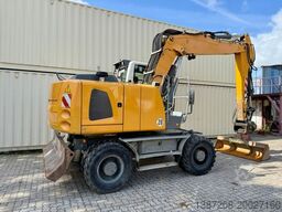 LIEBHERR A916 / Deutsche Maschine / Löffel + Greifer
