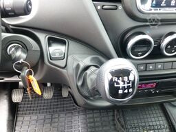IVECO DAILY 72C18 Schiebeplateu Luftfed Navi Hubbrille