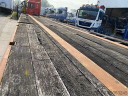 Flandria Plateau Trailer with Tiwst-Locks / SAF