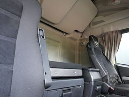 Iveco Stralis 460 CNG gas tractor unit