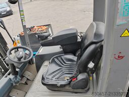 Jungheinrich EFG320 no battery  paket  2 stuck !!!!)