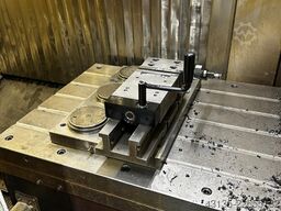 Mazak VTC-300 C