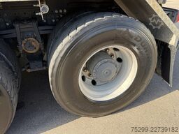 Mercedes-Benz Arocs 2646 6x4 3-Seitenkipper Schwarzmüller