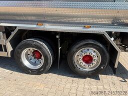 VOLVO FH460 Lebensmitteltankwagen mit Pumpe Nebenantr.