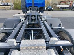 Iveco X-Way AS 28 X 58 YPS ON Hyva Titan 20-57