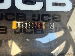 JCB 406 / 2018 BJ / 2.320 H / Schaufel + Gabel