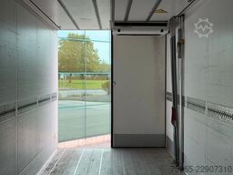 SCHMITZ CARGOBULL N/A SCB*S3B THERMO KING SLXi SCANDI 270 HOOG BLO