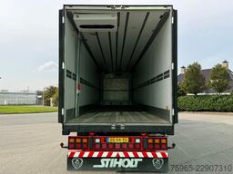 SCHMITZ CARGOBULL N/A SCB*S3B THERMO KING SLXi SCANDI 270 HOOG BLO