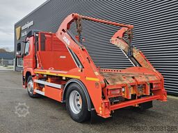 Volvo FM 330 / PORTAAL / ABSETZKIPPER