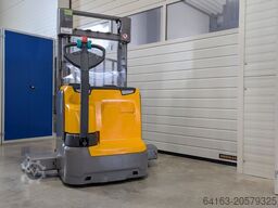 Jungheinrich EJC 214b