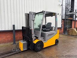 Jungheinrich EFG 425 K SP / 1702 Std. / Container Version