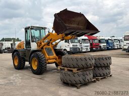 Liebherr L 514 Stereo (BE MACHINE / 4 WHEEL STEERING / A...