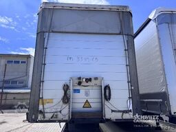 Schmitz Cargobull Curtainsider Mega