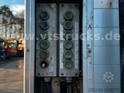 Bannas AT 18/71 3-Stock Viehtransporter