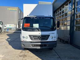 Mercedes-Benz Accelo 915 4x2 Closed Cargo Truck