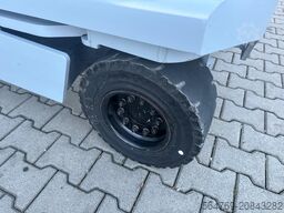 Hubtex DQ45 / 4500 kg/ Triplex /Only 3309 h