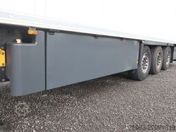 Schmitz Cargobull SKO 24 bitemp Multitemp Doppelstock Carrier