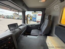 Scania P230 LB 4x2 Plane/HB / Swiss-Vehicle