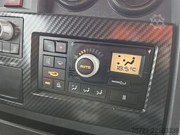 RENAULT T 520