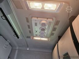 RENAULT T 520