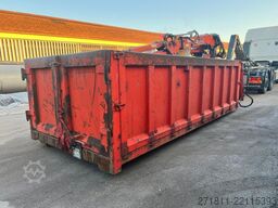  CONTAINER SCARRABILE USATO A CIELO APERTO CON GRU