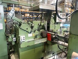 Cincinnati Milacron 3.300