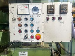 Cincinnati Milacron 3.300