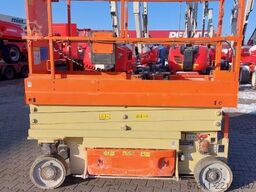 JLG 2032ES
