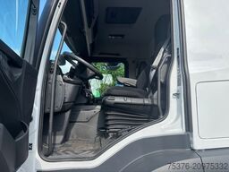 MERCEDES-BENZ Actros 1824 4x2
