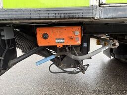  K.M.A HOLLAND KM02 KG, VERKAUFSKOFFER MIT KüCHE,  RECHTS TERRASSE AUSKLAPPBAR, SHOWTRAILER