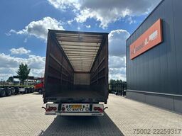 Schmitz Cargobull Bordwände / SAF + Scheibebremsen / 2x Liftachse...