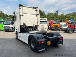 SCANIA S450 4x2 2x Tanks 1100L