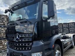 MERCEDES-BENZ Arocs 5 2648 Meiller Hakenlift 21-60 neuwertig