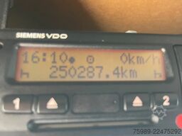 DAF XF 105.460 EURO 5,  MANUAL gearbox, FRIGO