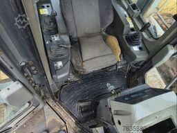 Komatsu AX-3