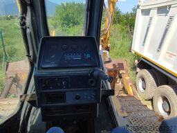 Komatsu D155AX-5