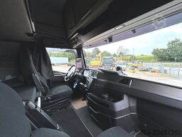 MAN TGX 18.560 BL/Retarder/ACC/2x Tank/D30 Motor!