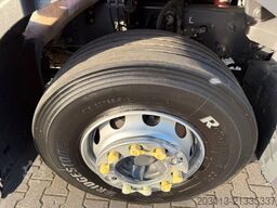 RENAULT Premium Lander Pritsche mit Kran FASSI