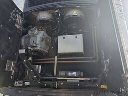 SCHMITZ SKO 24 TRI-TEMP