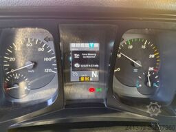 MERCEDES-BENZ Arocs 3242 8x4 Hiab 166-4