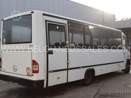 Mercedes VARIO