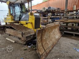 Komatsu D61PX-15
