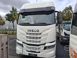 IVECO AS260S46Y/FS CM 2LNG