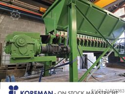 Kleemann Dosing Belt Conveyor with Hopper
