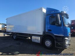 Mercedes-Benz 1832 Isolierter Koffer 7.40m Doppelstock LBW1.5t