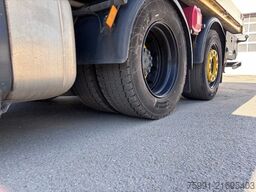 MERCEDES-BENZ Actros 4 Abschleppwagen mit Kran