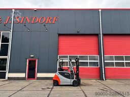 Still RX 20-20 2000kg TIPLO / Sideshift