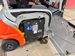Still RX 20-20 2000kg TIPLO / Sideshift